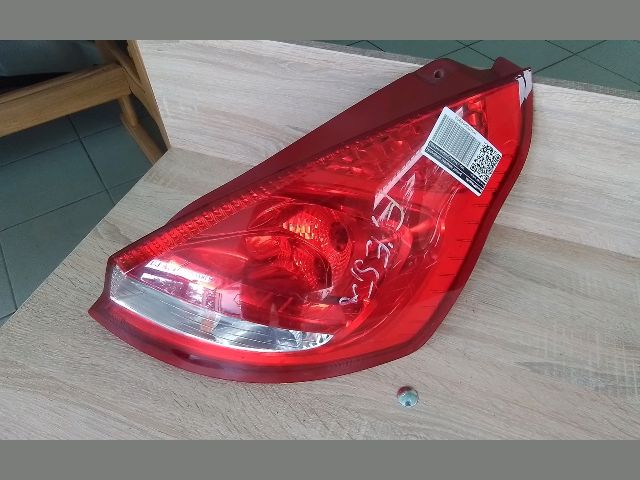 bontott FORD FIESTA VI Jobb Hátsó Lámpa