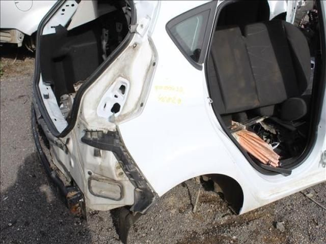 bontott FORD FIESTA VI Jobb hátsó Sárvédő