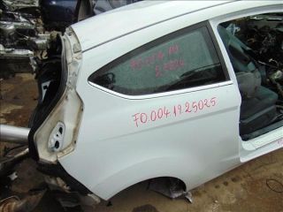 bontott FORD FIESTA VI Jobb hátsó Sárvédő