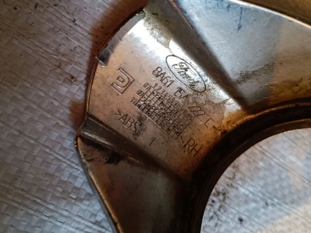 bontott FORD FIESTA VI Jobb Ködlámpa Rács