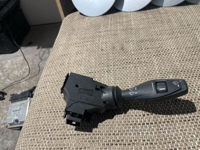 bontott FORD FIESTA VI Jobb Kormánykapcsoló Ablaktörlő