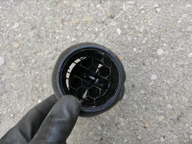 bontott FORD FIESTA VI Jobb Szellőző