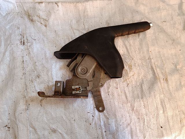 bontott FORD FIESTA VI Kézifék Kar