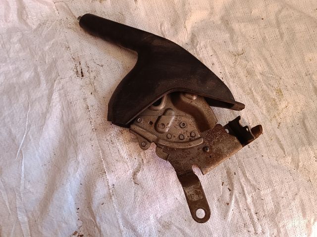 bontott FORD FIESTA VI Kézifék Kar