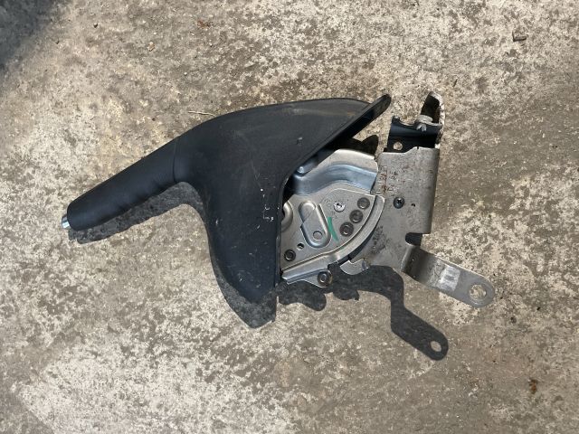 bontott FORD FIESTA VI Kézifék Kar