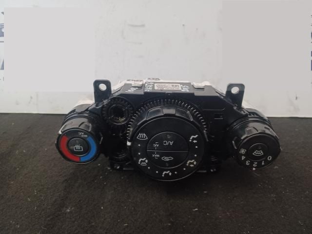 bontott FORD FIESTA VI Klíma Kapcsoló