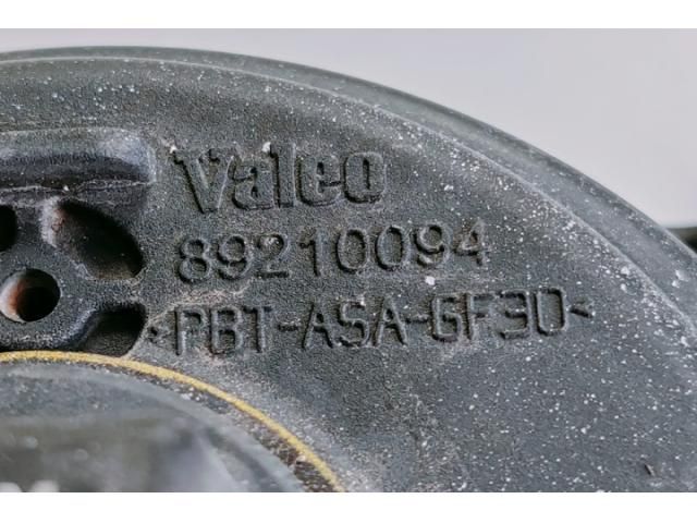 bontott FORD FIESTA VI Ködfényszóró (Pozíciófüggetlen)