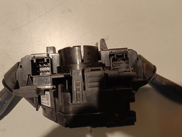 bontott FORD FIESTA VI Komplett Kormánykapcsoló (Bajuszkapcsoló)