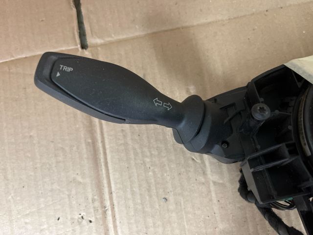 bontott FORD FIESTA VI Komplett Kormánykapcsoló (Bajuszkapcsoló)