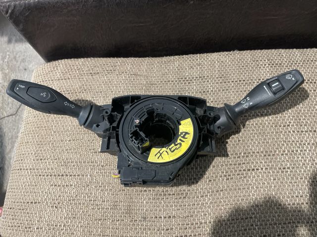 bontott FORD FIESTA VI Komplett Kormánykapcsoló (Bajuszkapcsoló)