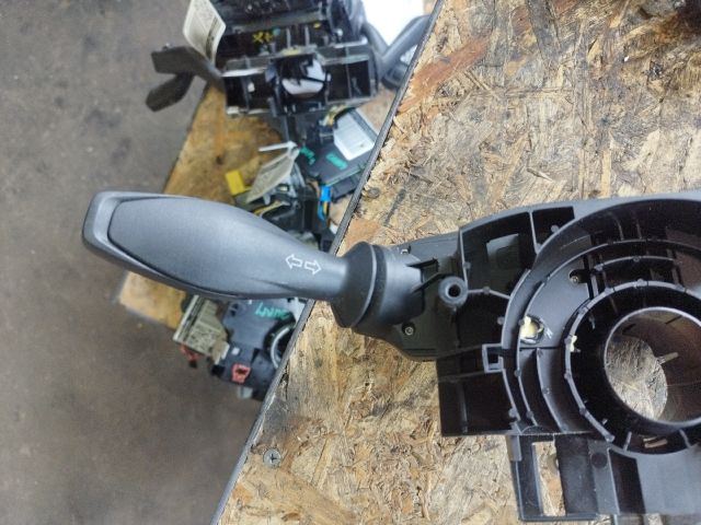 bontott FORD FIESTA VI Komplett Kormánykapcsoló (Bajuszkapcsoló)