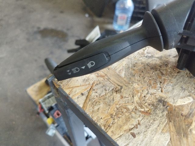 bontott FORD FIESTA VI Komplett Kormánykapcsoló (Bajuszkapcsoló)