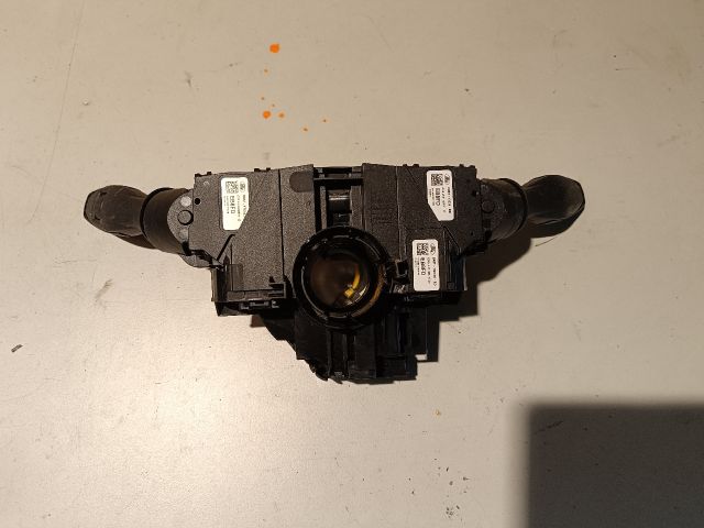 bontott FORD FIESTA VI Komplett Kormánykapcsoló (Bajuszkapcsoló)