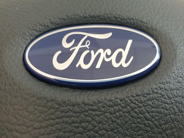 bontott FORD FIESTA VI Kormánylégzsák