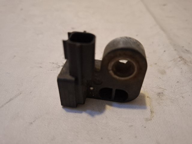 bontott FORD FIESTA VI Központi Ütközés Érzékelő