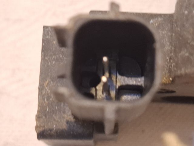 bontott FORD FIESTA VI Központi Ütközés Érzékelő