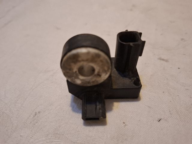 bontott FORD FIESTA VI Központi Ütközés Érzékelő