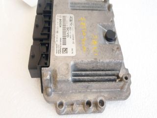 bontott FORD FIESTA VI Motorvezérlő