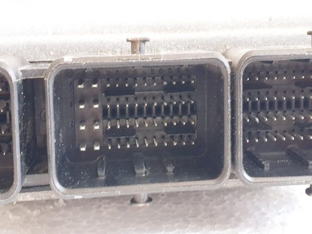 bontott FORD FIESTA VI Motorvezérlő