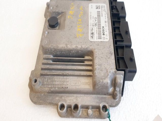 bontott FORD FIESTA VI Motorvezérlő