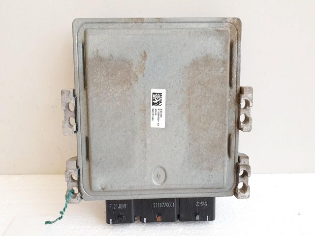 bontott FORD FIESTA VI Motorvezérlő