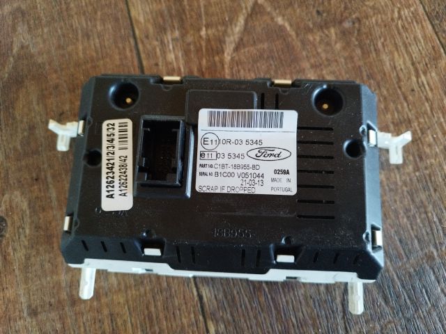 bontott FORD FIESTA VI Multifunkciós Kijelző