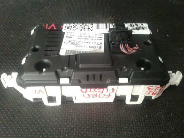 bontott FORD FIESTA VI Multifunkciós Kijelző