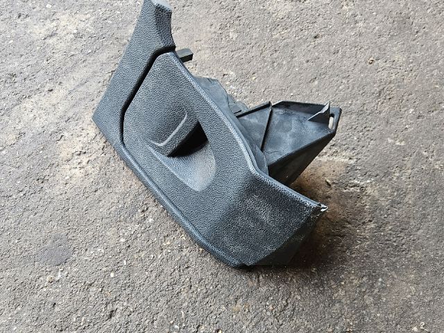 bontott FORD FIESTA VI Műszerfal alatti Műanyag Elem