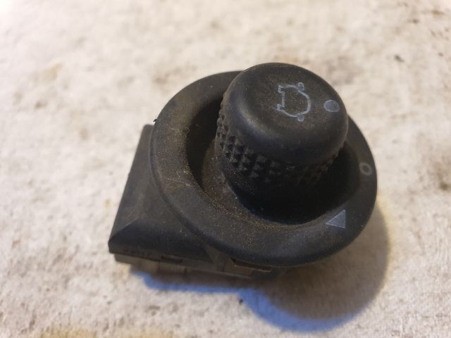 bontott FORD FIESTA VI Tükör Kapcsoló