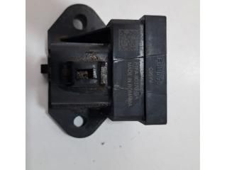 bontott FORD FIESTA VI Üzemanyag Befecskendező Vezérlő