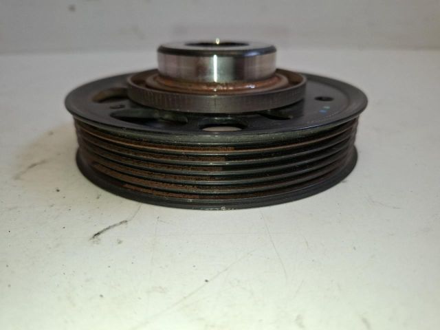 bontott FORD FIESTA VII Főtengely Szíjtárcsa