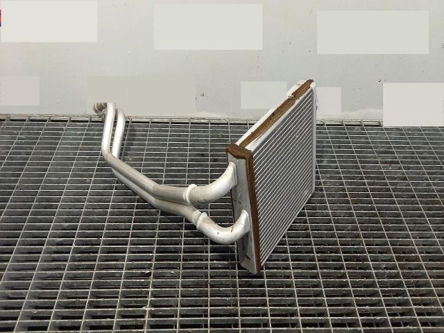 bontott FORD FIESTA VII Fűtőradiátor