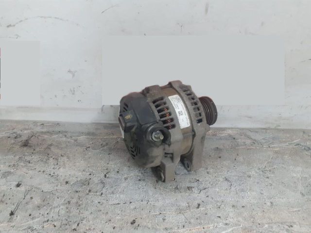 bontott FORD FIESTA VII Generátor