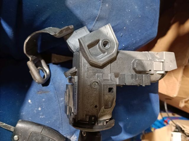 bontott FORD FIESTA VII Gyújtáskapcsoló