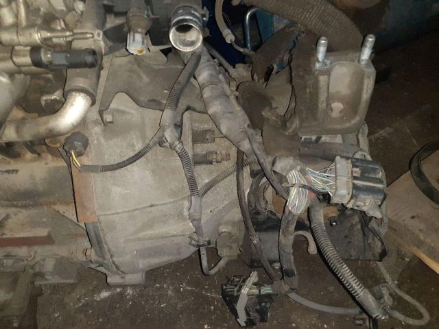 bontott FORD FIESTA VII Váltó (Mechanikus)