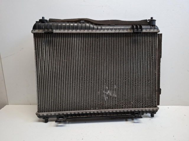 bontott FORD FIESTA VII Vízhűtő Radiátor (Klímás)