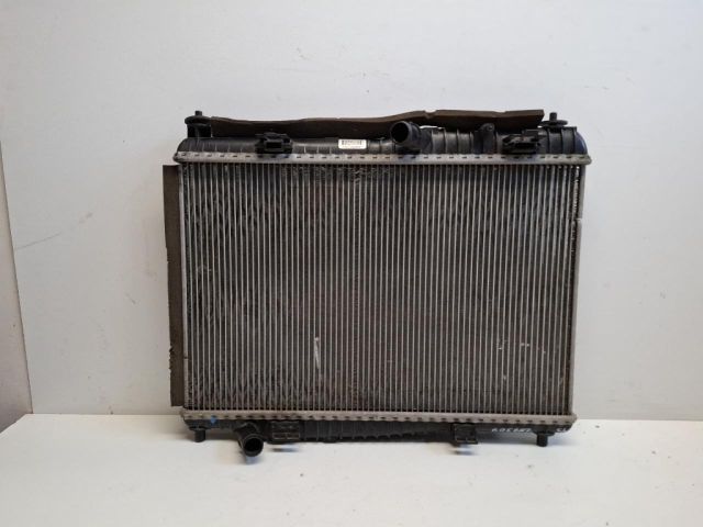 bontott FORD FIESTA VII Vízhűtő Radiátor (Klímás)