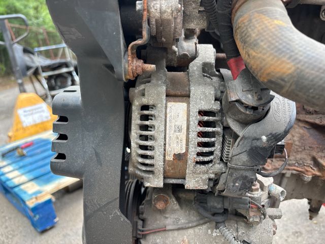 bontott FORD FIESTA VII Generátor