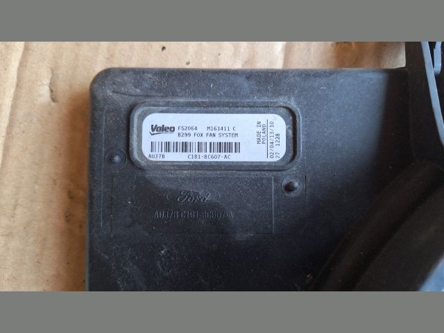 bontott FORD FIESTA VII Hűtőventilátor Keret