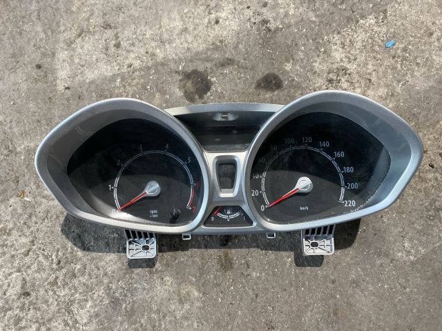 bontott FORD FIESTA VII Kilométeróra