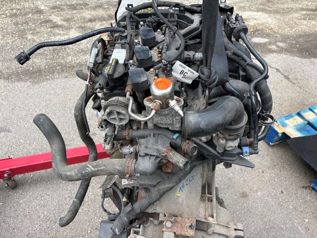bontott FORD FIESTA VII Motor (Fűzött blokk hengerfejjel)