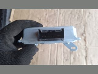 bontott FORD FIESTA VII Start / Stop Vezérlő Modul