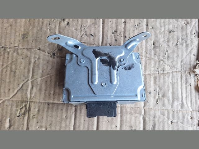 bontott FORD FIESTA VII Start / Stop Vezérlő Modul