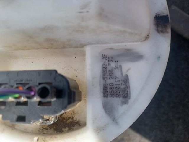 bontott FORD FIESTA VII Üzemanyag Szivattyú