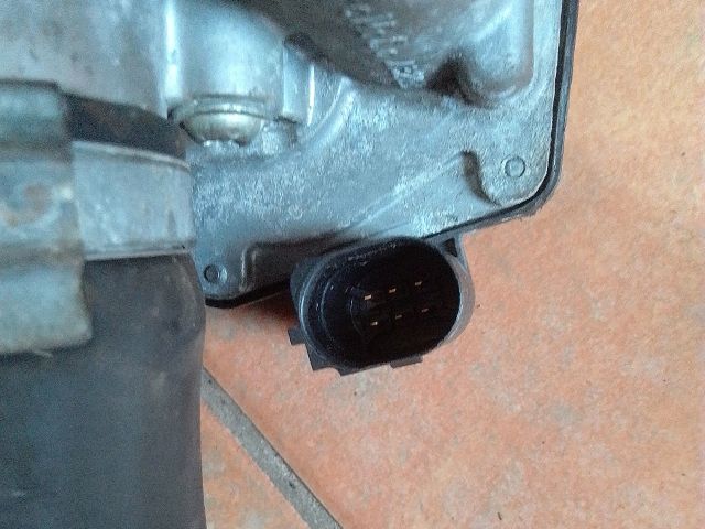 bontott FORD FIESTA VII Komplett Vezérlés Burkolat