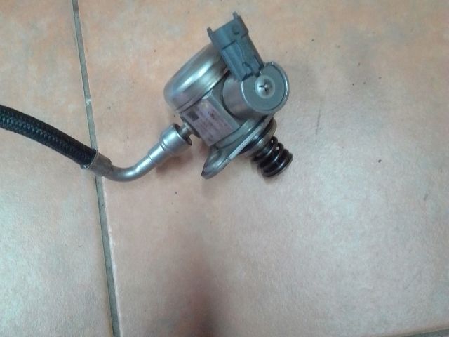 bontott FORD FIESTA VII Nagynyomású Szivattyú