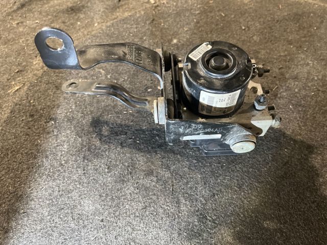 bontott FORD FIESTA VII ABS Kocka