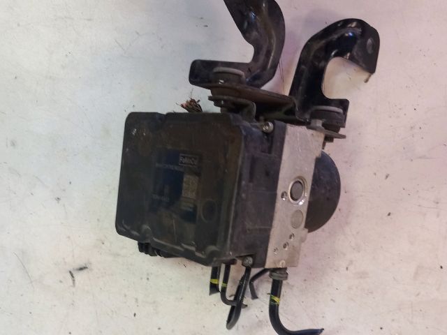 bontott FORD FIESTA VII ABS Kocka