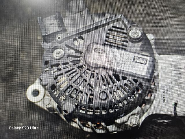 bontott FORD FIESTA VII Generátor