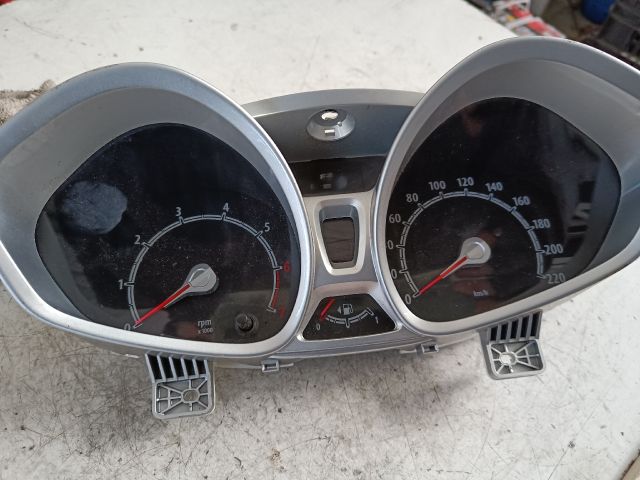 bontott FORD FIESTA VII Kilométeróra